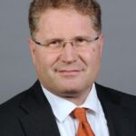 Dr Patrick Graichen